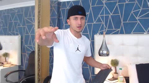 BrandonCole online show from February 10, 2025, 3:32 pm