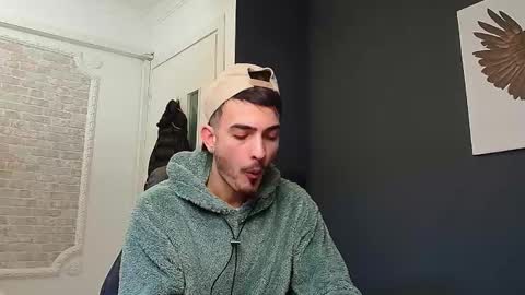 Snapshot of brandontatex chatting on January 17, 2025, 11:49 am BrandonTateX online show from January 17, 2025, 11:49 am