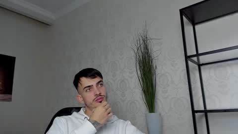 Snapshot of brandontatex chatting on January 18, 2025, 1:40 pm BrandonTateX online show from January 18, 2025, 1:40 pm