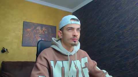 Snapshot of brandontatex chatting on February 14, 2025, 11:53 am BrandonTateX online show from February 14, 2025, 11:53 am