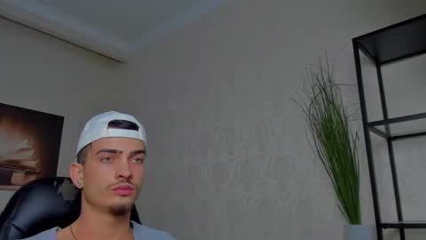 Snapshot of brandontatex chatting on March 12, 2025, 3:51 pm BrandonTateX online show from March 12, 2025, 3:51 pm