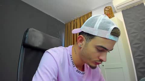 Snapshot of brandontatex chatting on September 11, 2025, 9:53 am BrandonTateX online show from September 11, 2025, 9:53 am