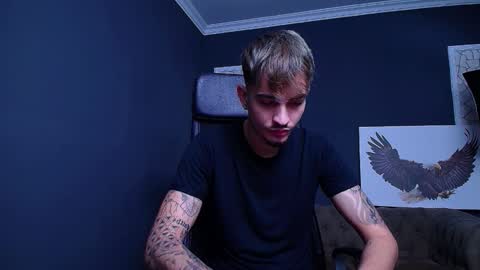 Snapshot of brandontatex chatting on September 30, 2025, 10:42 am BrandonTateX online show from September 30, 2025, 10:42 am