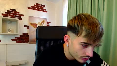 Snapshot of brandontatex chatting on October 10, 2025, 10:47 am BrandonTateX online show from October 10, 2025, 10:47 am