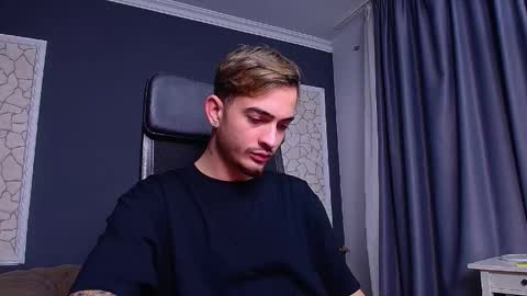 Snapshot of brandontatex chatting on November 4, 2025, 6:56 am BrandonTateX online show from November 4, 2025, 6:56 am