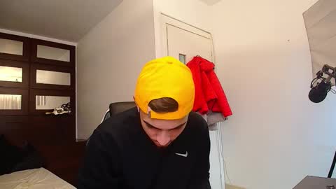 Snapshot of brandontatex chatting on November 5, 2025, 9:42 am BrandonTateX online show from November 5, 2025, 9:42 am