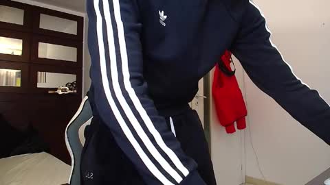 BrandonTateX online show from November 23, 2025, 12:27 pm