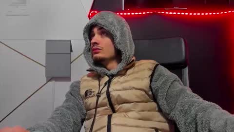 BrandonTateX online show from February 15, 2026, 4:53 am