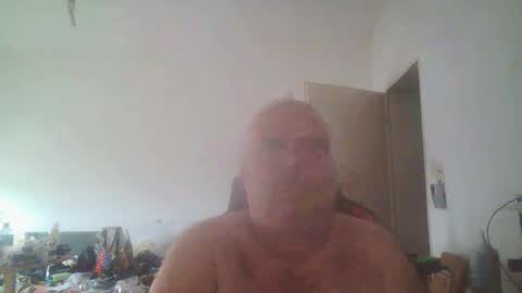 Snapshot of brandtscheit626440 chatting on October 20, 2025, 12:49 pm brandtscheit626440 online show from October 20, 2025, 12:49 pm