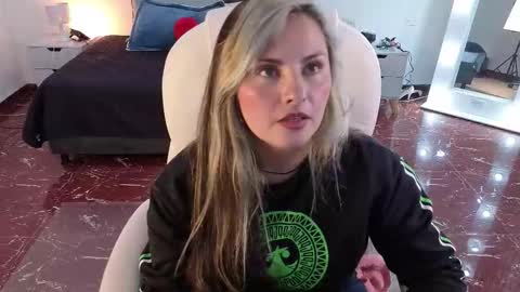 BRANDY  online show from January 16, 2026, 4:16 am