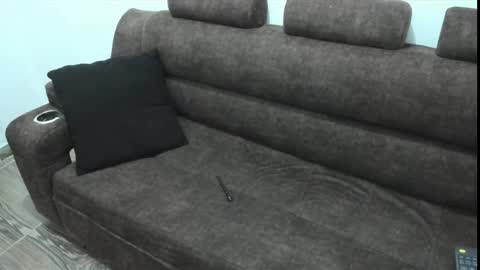 Brandy Model online show from September 24, 2025, 2:42 pm