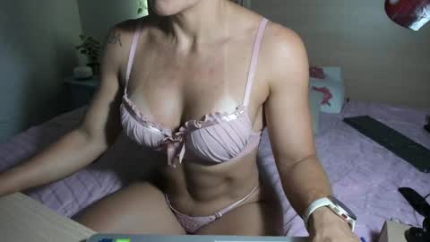 Carolina Ferrari online show from March 7, 2025, 9:59 pm