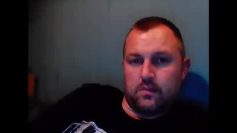 Snapshot of brasso1982 chatting on September 24, 2025, 10:46 pm willywinker online show from September 24, 2025, 10:46 pm