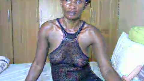 Snapshot of brat_bubble chatting on December 23, 2024, 10:42 am brat_bubble online show from December 23, 2024, 10:42 am