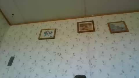 Snapshot of bratbrat23 chatting on October 20, 2025, 4:29 pm Bay online show from October 20, 2025, 4:29 pm