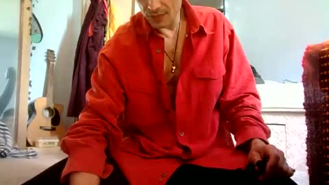 Snapshot of bratdownunder chatting on October 9, 2025, 8:01 am Bratdownunder online show from October 9, 2025, 8:01 am