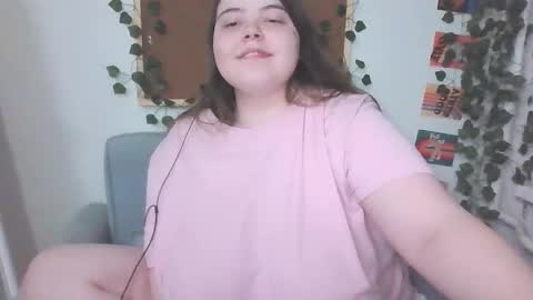 Snapshot of brattyprincess_emma chatting on October 22, 2025, 6:07 pm Emma online show from October 22, 2025, 6:07 pm