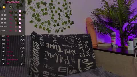 Johny Bravo online show from November 27, 2025, 6:54 pm