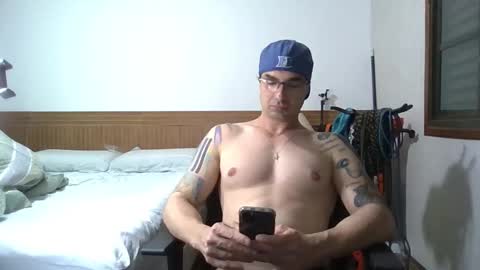 Fabio online show from October 19, 2025, 12:44 am