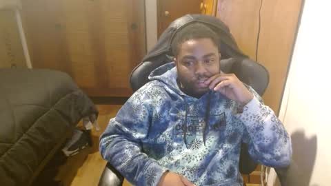 Breadw1nnah online show from January 14, 2025, 1:58 am