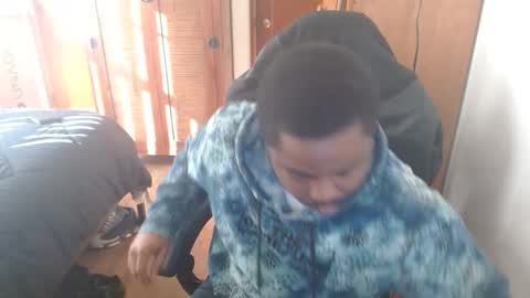 Breadw1nnah online show from January 15, 2025, 6:08 pm