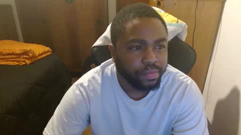 Breadw1nnah online show from March 8, 2025, 8:33 am