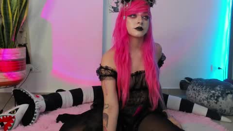 Snapshot of breakdownwaifu chatting on January 21, 2025, 3:59 am Rei  online show from January 21, 2025, 3:59 am
