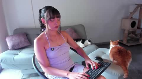 Snapshot of breakfastwithtiffanys chatting on May 12, 2026, 8:50 pm breakfastwithtiffanys online show from May 12, 2026, 8:50 pm