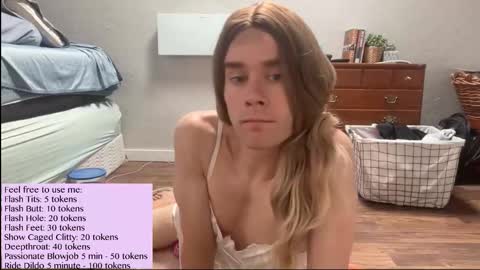 Snapshot of breakingkatie chatting on November 7, 2025, 4:18 pm BreakingKatie online show from November 7, 2025, 4:18 pm