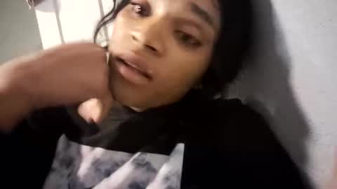 BeautifulDisasterxxx online show from November 1, 2025, 3:30 am