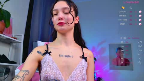 Ashley Dolce and Lou online show from November 29, 2025, 3:15 pm