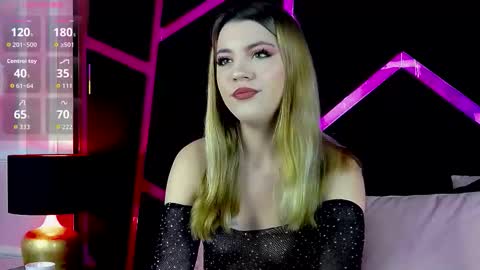 Zeline online show from January 11, 2026, 5:29 pm