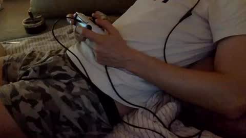 Snapshot of breezydicks chatting on November 2, 2025, 6:32 pm breezydicks online show from November 2, 2025, 6:32 pm