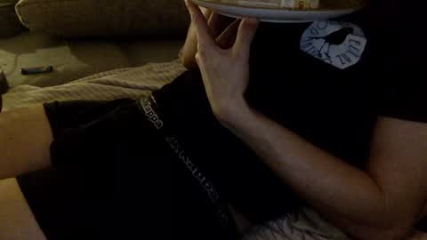 Snapshot of breezydicks chatting on November 10, 2025, 10:20 pm breezydicks online show from November 10, 2025, 10:20 pm