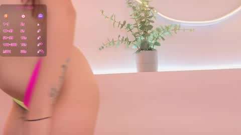 brenda_sky19 online show from April 9, 2026, 12:43 pm