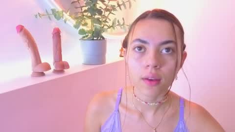 brenda_sky19 online show from May 12, 2026, 12:02 pm