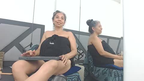 BRENDA VELASQUEZ online show from March 12, 2025, 12:20 am