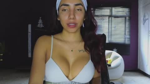 Snapshot of brendaaguerra chatting on December 9, 2024, 4:26 pm brendaaguerra online show from December 9, 2024, 4:26 pm