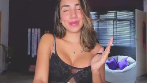 Snapshot of brendaaguerra chatting on January 10, 2025, 3:27 pm brendaaguerra online show from January 10, 2025, 3:27 pm
