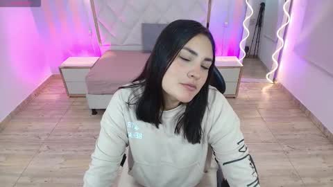 BRENDDA  online show from October 21, 2025, 2:56 am