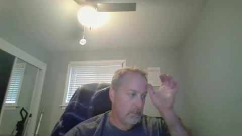 hey online show from June 25, 2026, 8:02 pm