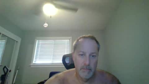 hey online show from July 3, 2026, 4:02 pm