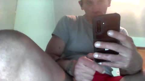 brianbarretta14 online show from April 25, 2026, 5:10 am