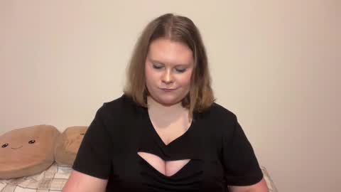 Snapshot of briannakiss21 chatting on November 8, 2025, 8:07 pm Brianna online show from November 8, 2025, 8:07 pm