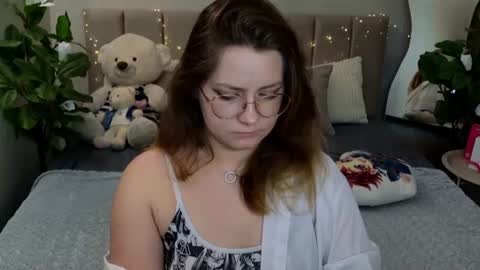 Snapshot of briarwynn chatting on June 30, 2026, 5:25 pm briarwynn online show from June 30, 2026, 5:25 pm