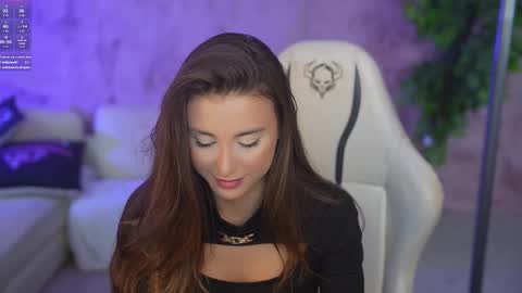 Diamonds Girls online show from October 15, 2025, 6:57 am