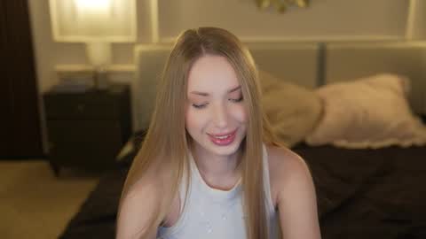 Diamonds Girls online show from October 25, 2025, 12:18 am