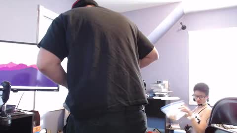 Strawberry online show from January 19, 2025, 2:59 pm