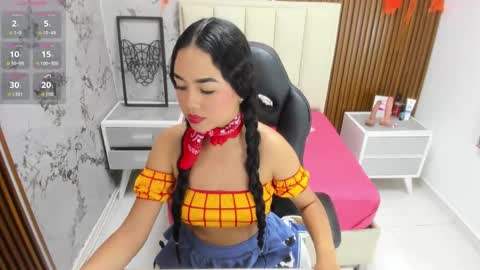          online show from October 31, 2025, 12:50 pm