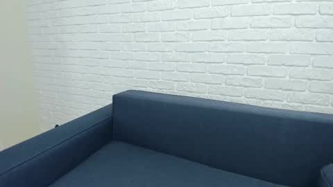 brilliantegirl_ online show from November 26, 2025, 8:48 am